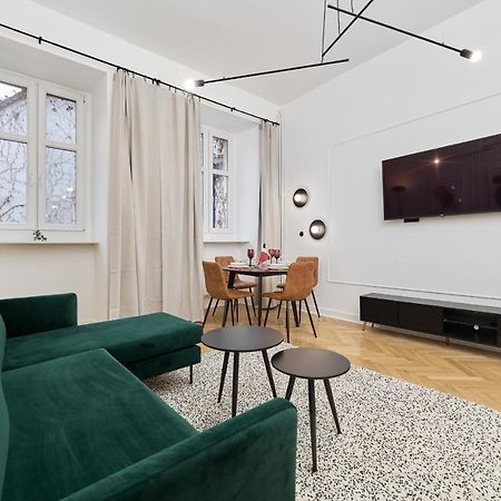 The Market Square Siedmiu Elektorow Apartment By Noclegi Renters Вроцлав Экстерьер фото